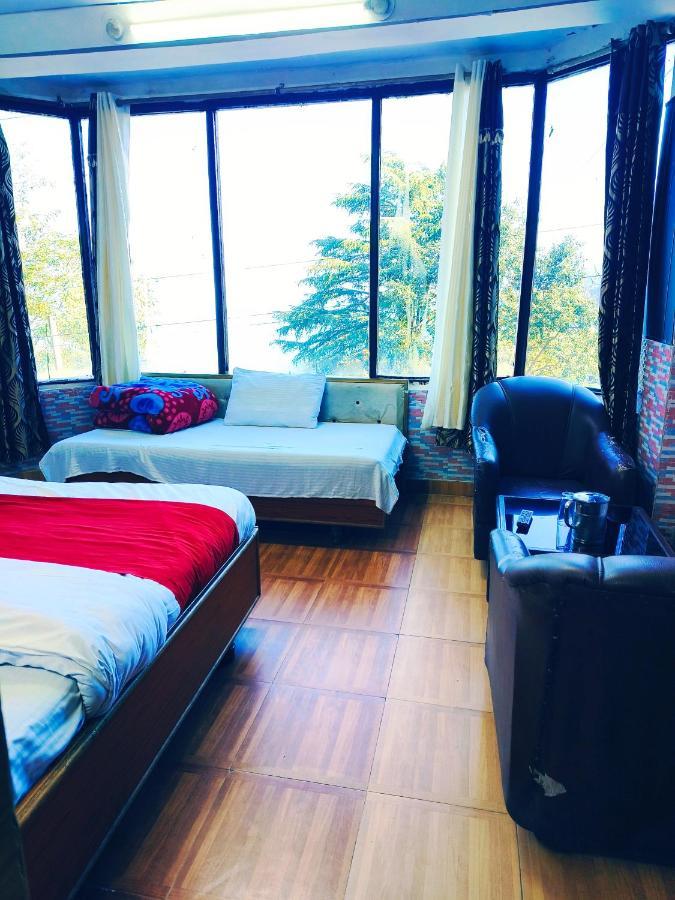 Hotel Holiday Dalhousie - Near Ghandhi Chowk Mall Road ภายนอก รูปภาพ