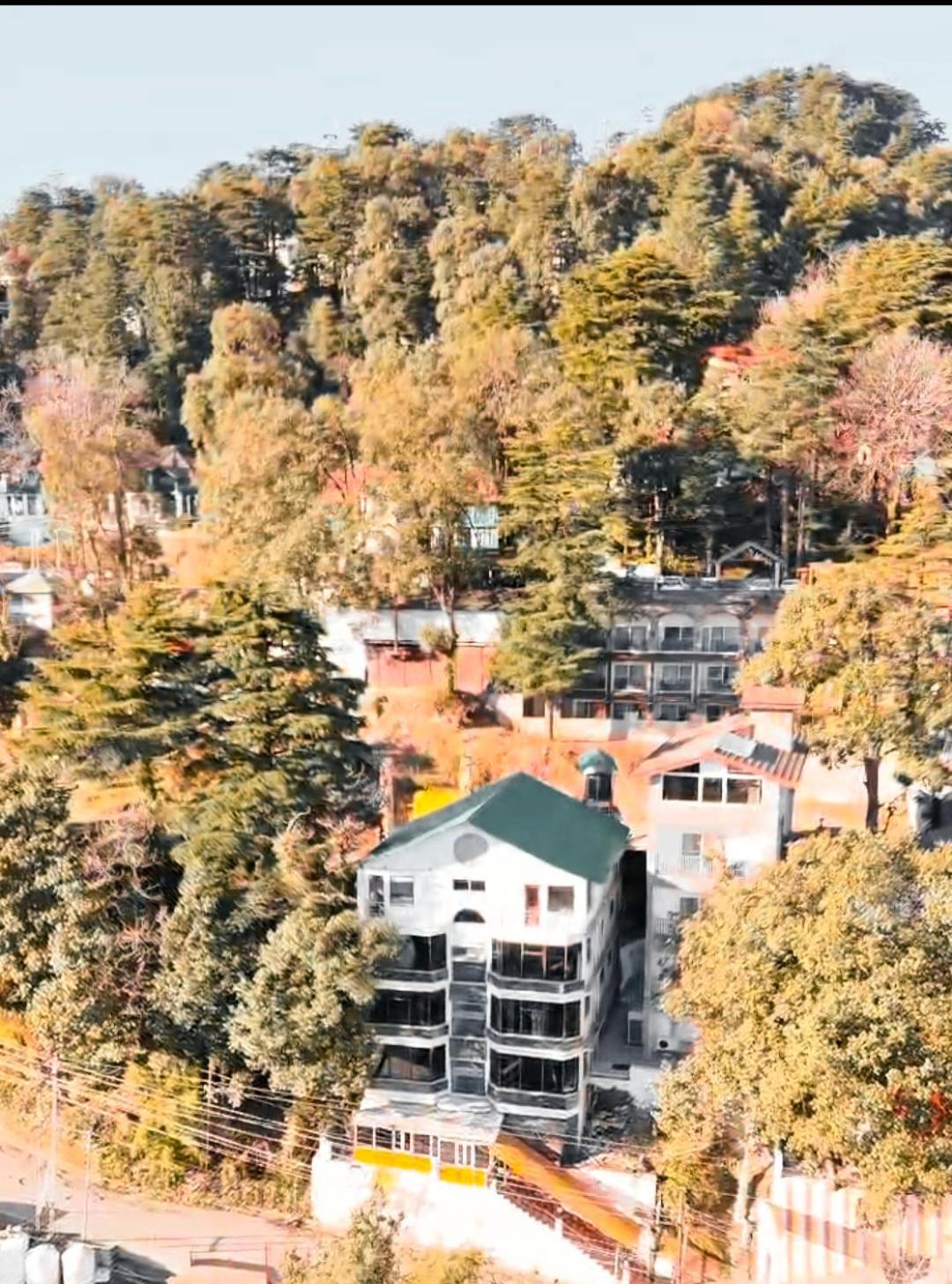 Hotel Holiday Dalhousie - Near Ghandhi Chowk Mall Road ภายนอก รูปภาพ